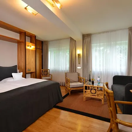 康斯柏格西佳高级公园酒店 4* 汉诺威