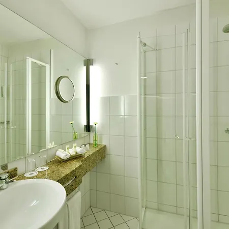 Western Premier Parkhotel Kronsberg 4*