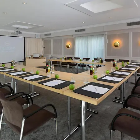 Western Premier Parkhotel Kronsberg 4*