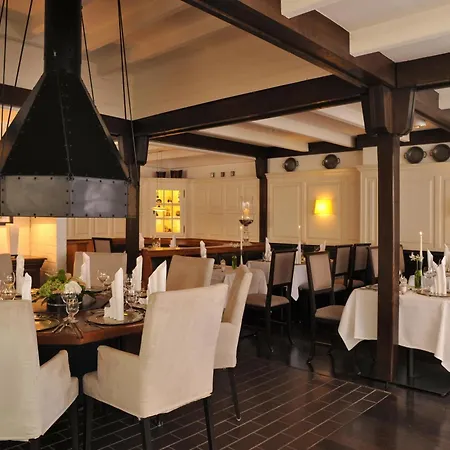 Western Premier Parkhotel Kronsberg 4*