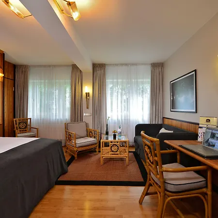Szálloda Western Premier Parkhotel Kronsberg Hannover