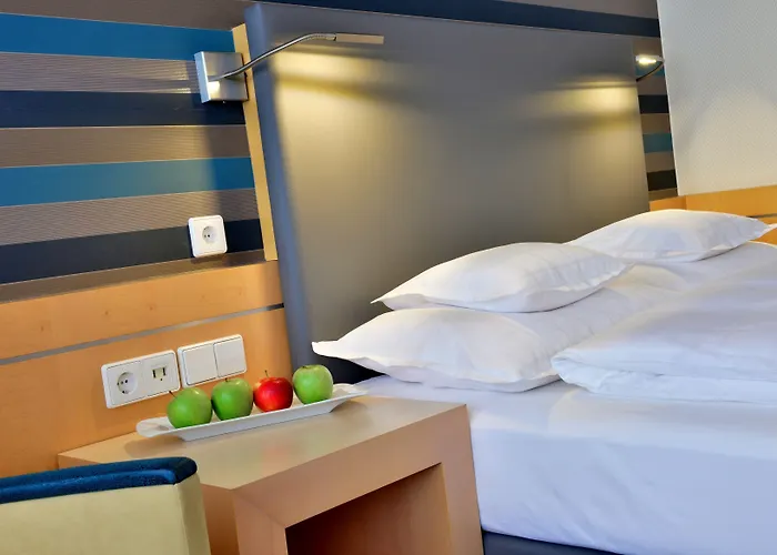 Western Premier Parkhotel Kronsberg 4*