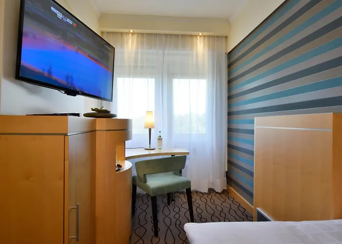 Отель Western Premier Parkhotel Kronsberg Ганновер