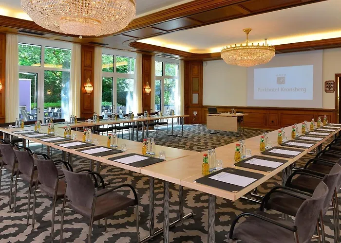 Western Premier Parkhotel Kronsberg Отель 4*