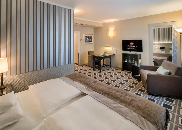Hotel Western Premier Parkhotel Kronsberg 4*