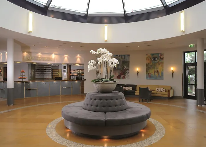 Western Premier Parkhotel Kronsberg 4*